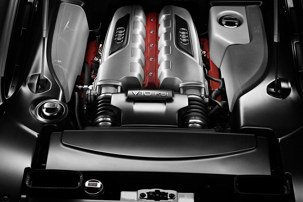 Мотор Audi V10 FSI