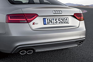 Audi S5 Coupe (2011)