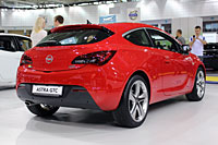 Opel Astra GTC на Моторшоу 2013