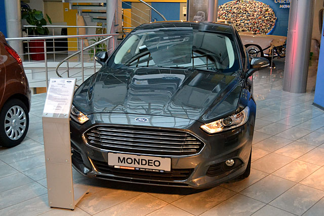  Ford Mondeo (2015)