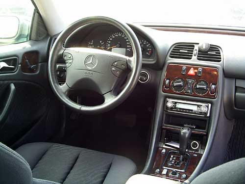 Интерьер Mercedes CLK 230 Kompressor (1996–2001)