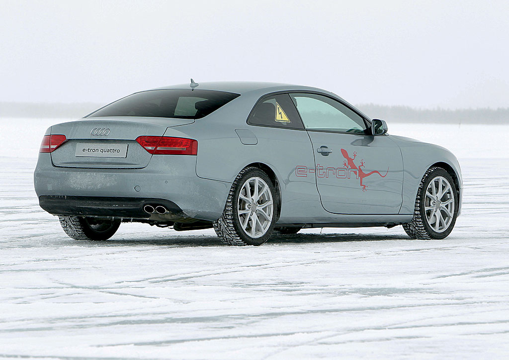 Audi e-tron quattro (2011)
