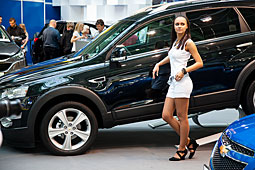 Девушки на Моторшоу 2011 (стенд Chevrolet)