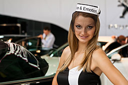 Девушки на Моторшоу 2011 (стенд Peugeot)