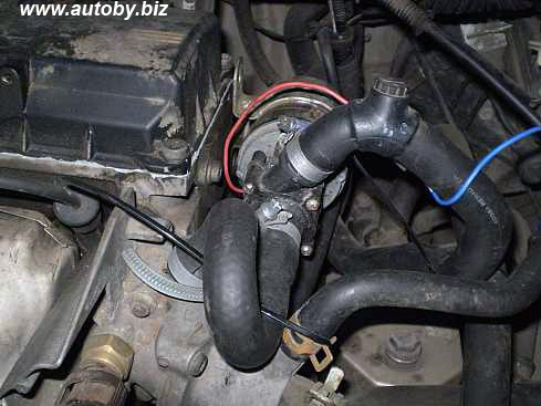 Дополнительный насос (Renault Megane)