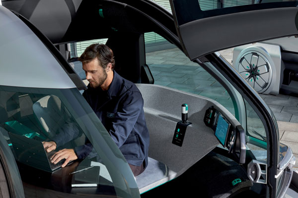 Renault EZ-PRO - робоавтомобиль для доставки грузов