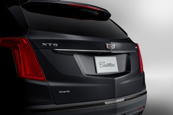 Лимитированная серия Cadillac XT5 Black Ice (2019)