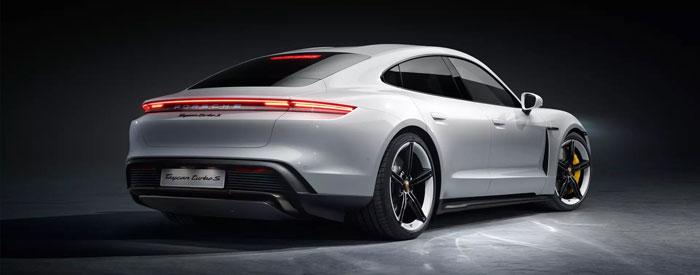 Porsche официально представила свой первый электромобиль Taycan (04.09.2019)