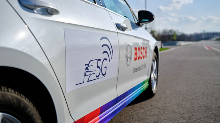 Проект 5G NetMobil позволит автомобилям получать информацию от других автомобилей, радаров и дорожных приборов